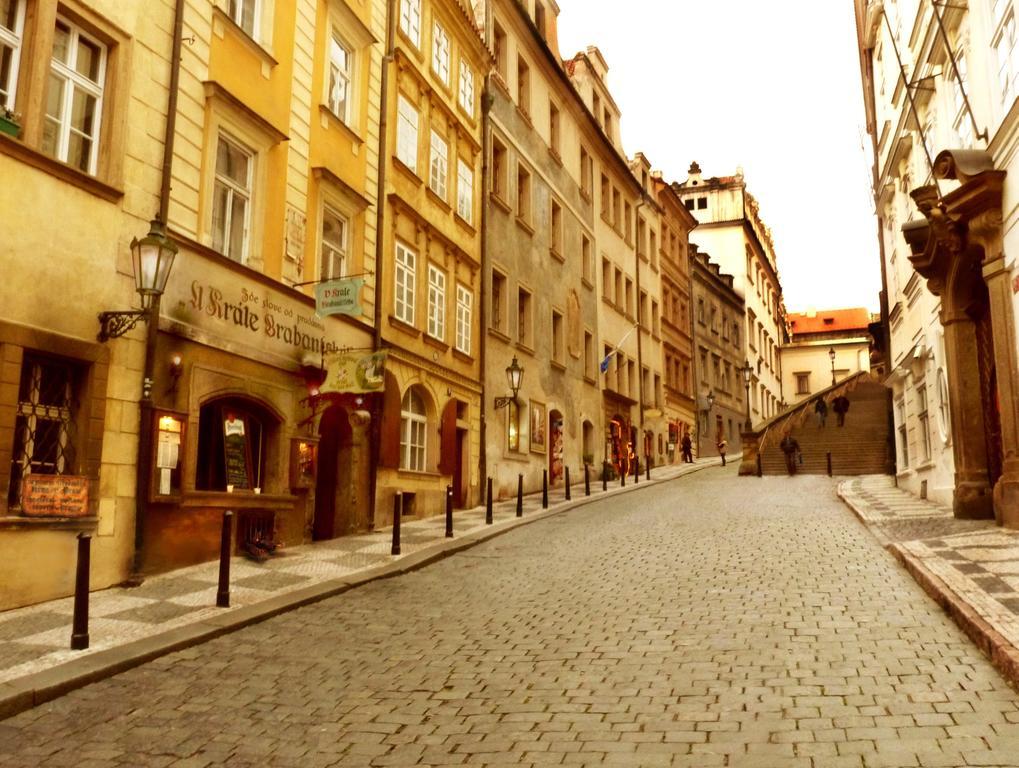 Apartments U Krale Brabantskeho Прага Екстериор снимка
